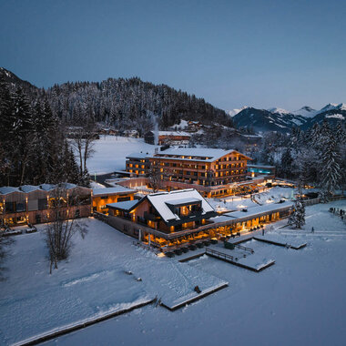 Hotel-Winter44-Alpenhotel-Kitzbuehel-Schwarzsee