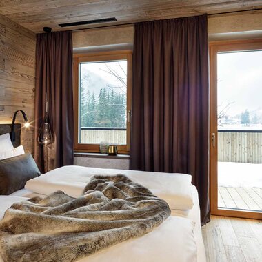 Lake-View-Suite-Winter-0768-Alpenhotel-Kitzbuehel-Schwarzsee