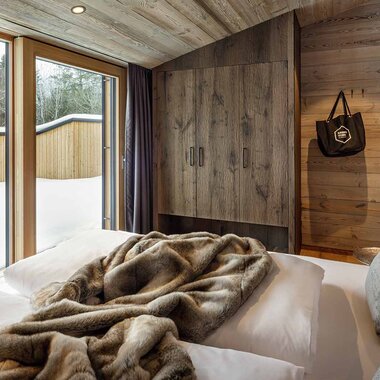 Rooftop-Suite-Deluxe-Winter-1017-Alpenhotel-Kitzbuehel-Schwarzsee